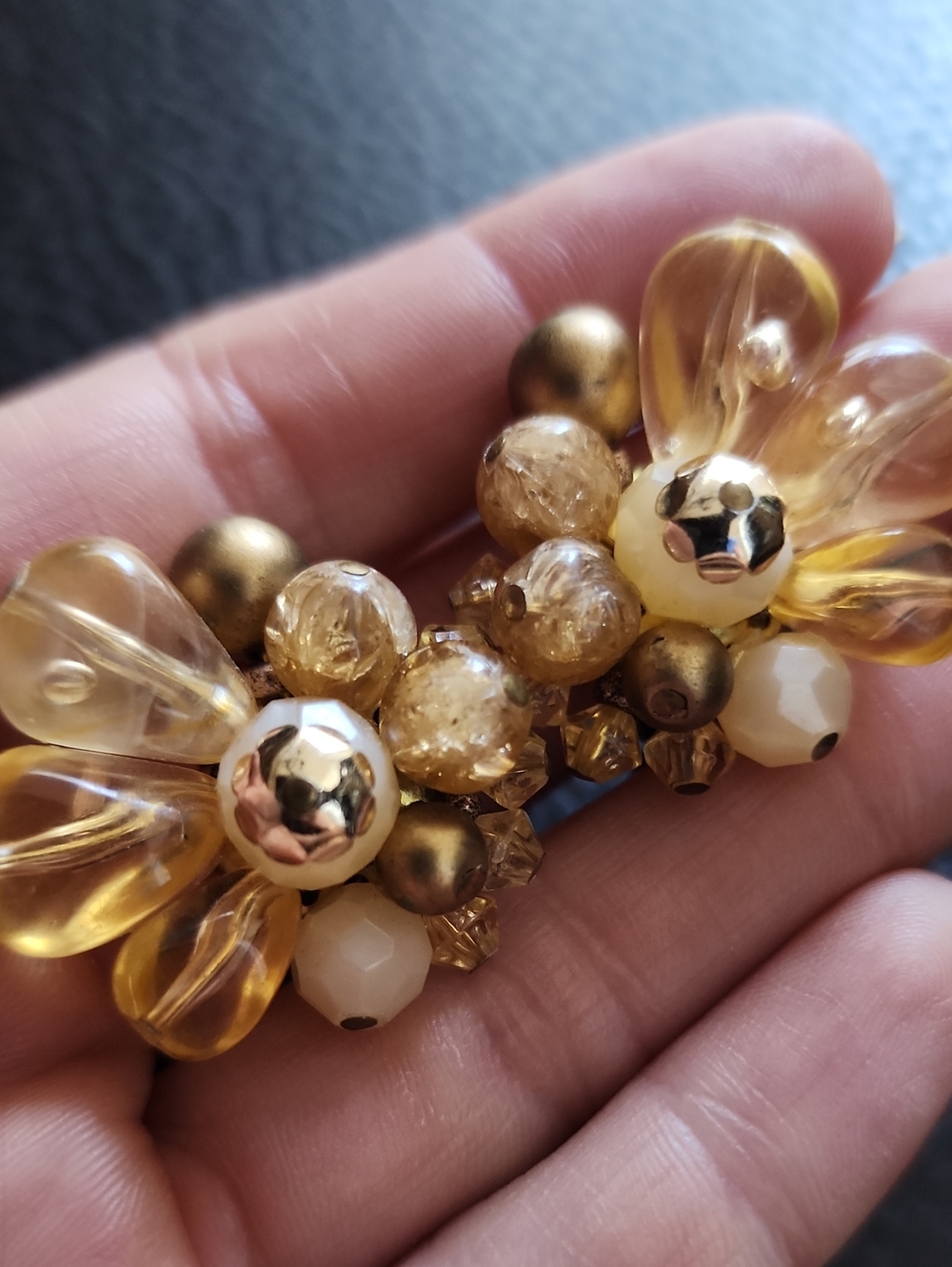 VTG Gold-Tone Cluster Floral Clip Earrings - Yellow Gold